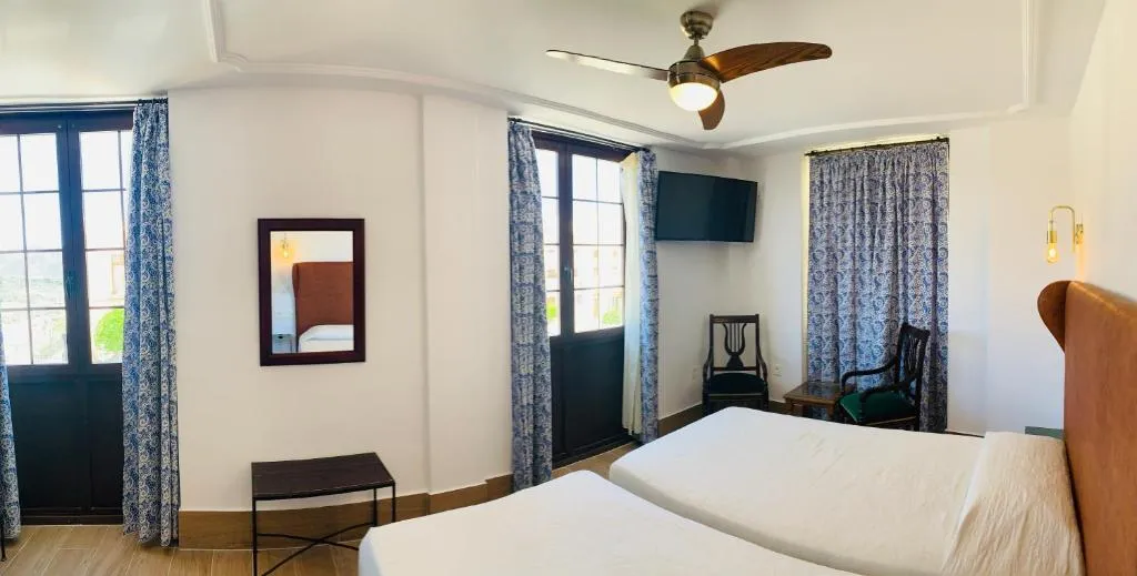 Hotel Don Miguel, photo 1